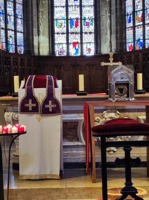 2023 04 03 Relique Bourg Notre Dame (1)