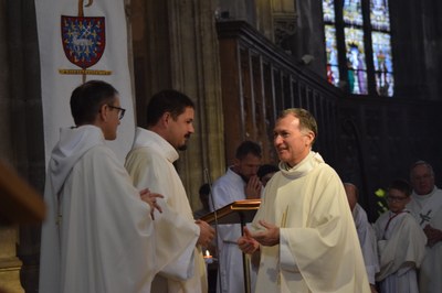 Ordination disconale (112)