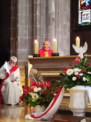 Confirmation Bourg ND pentecote 2024 (9)