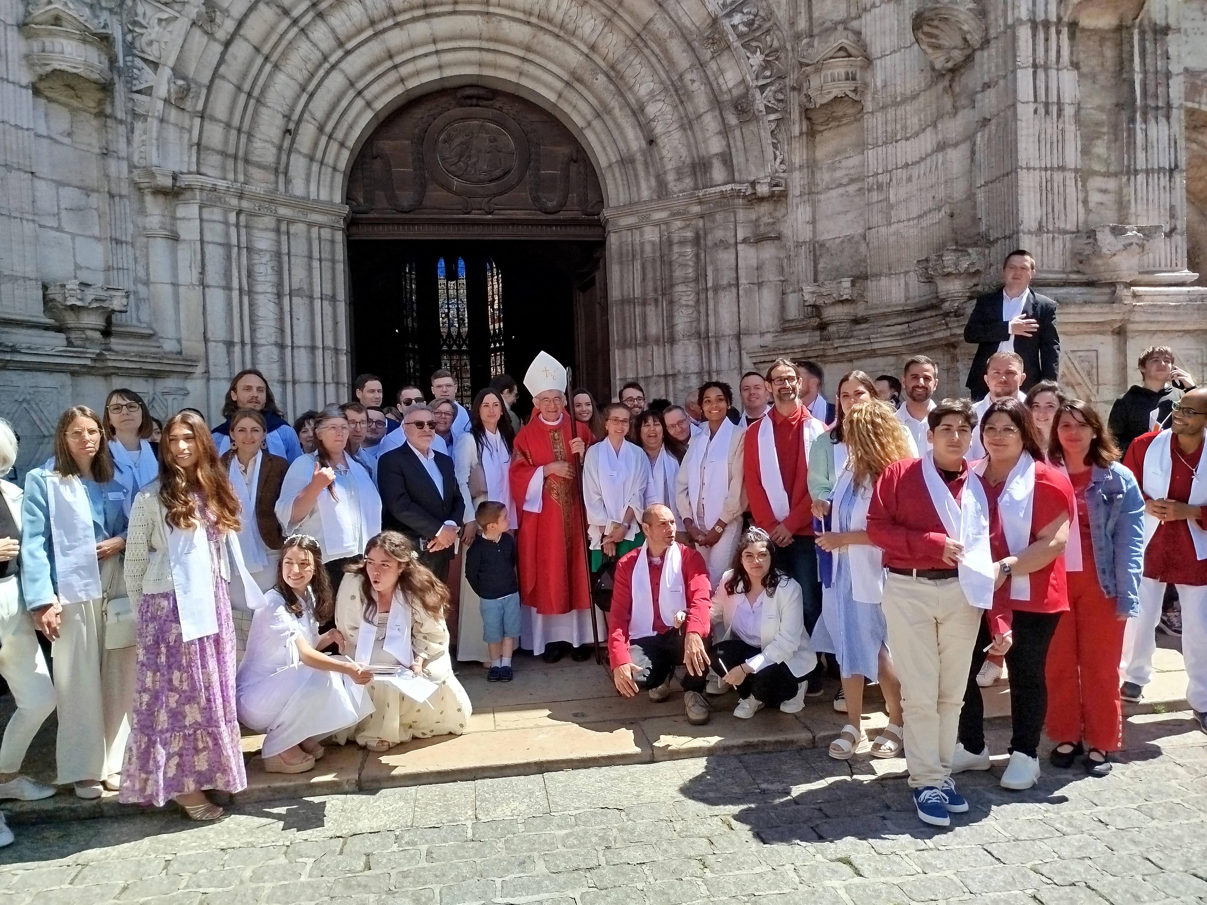 Confirmation Bourg ND pentecote 2024 (186)