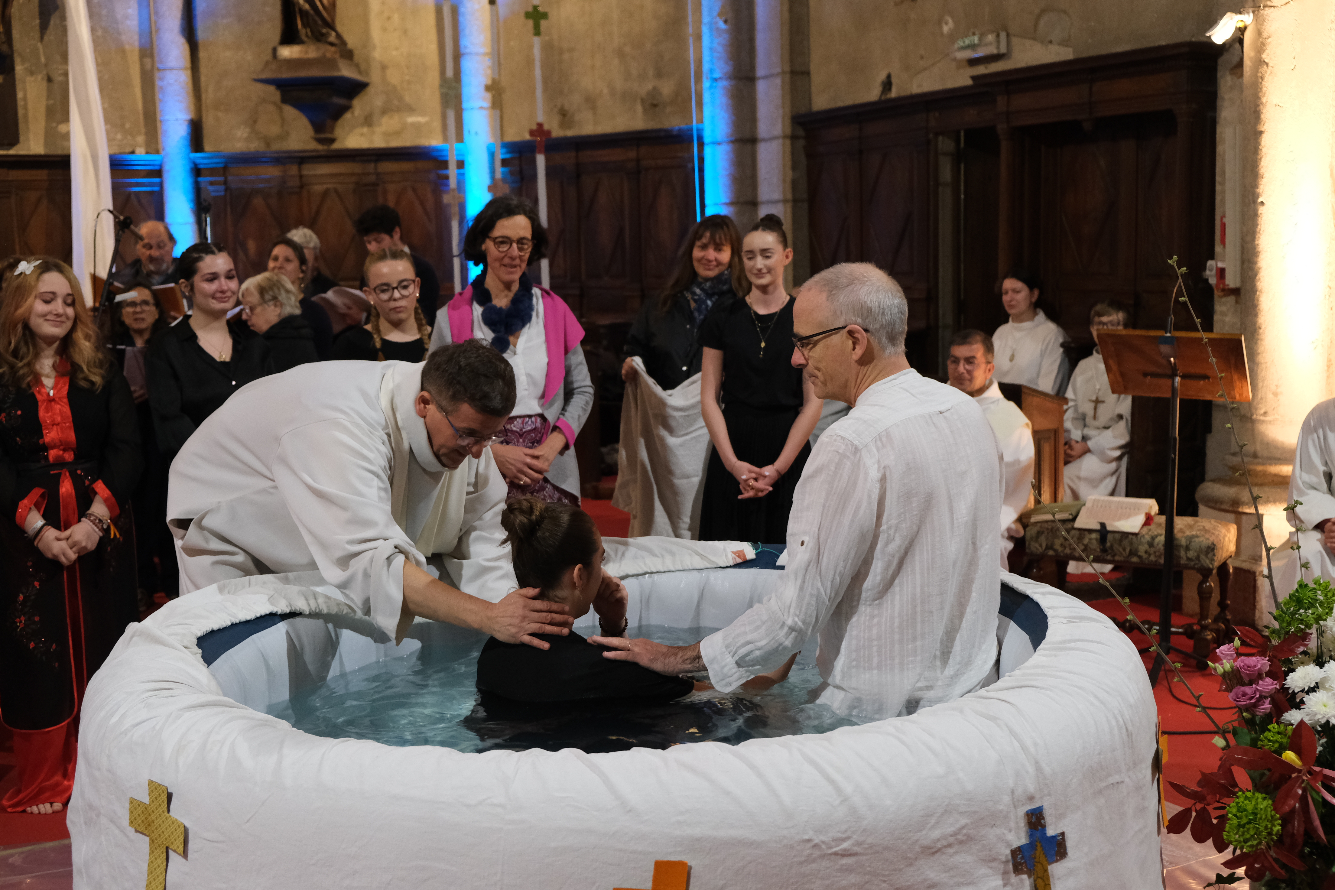 Veillee Pascal Amberieu 2024 Baptemes (191)