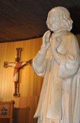 Jean Marie Vianney statue Ars Miséricorde Oince 1998 4(c) DBouteaud