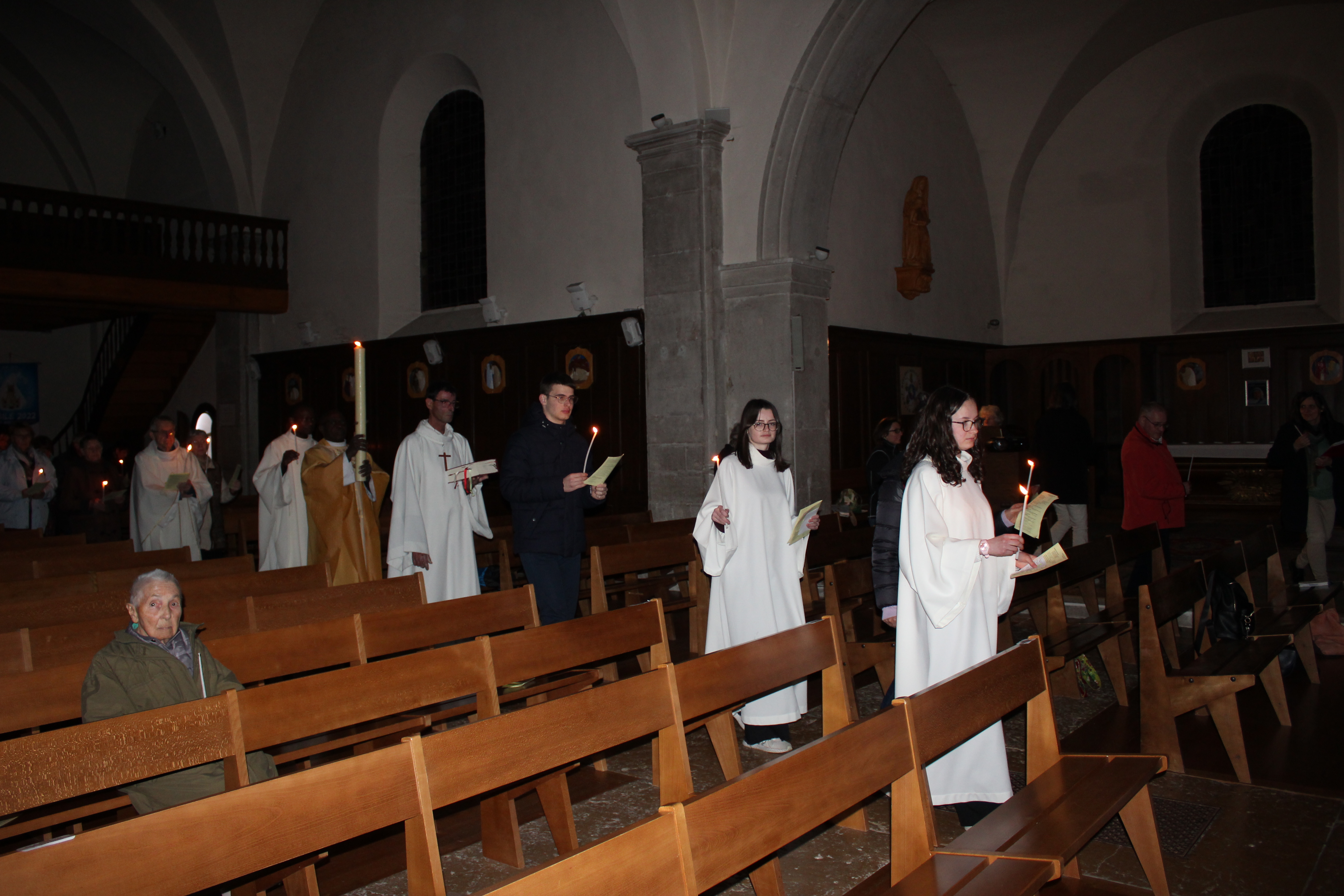 Procession dans l'église