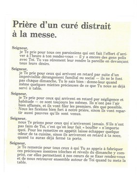 curé distrait à la messe.