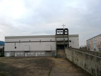 Oyonnax (Notre-Dame de la Plaine).JPG